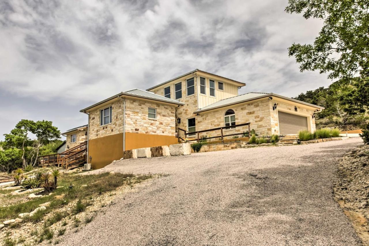 Вилла Ladera Wimberley Estate On 13 Acres With Hot Tub Экстерьер фото