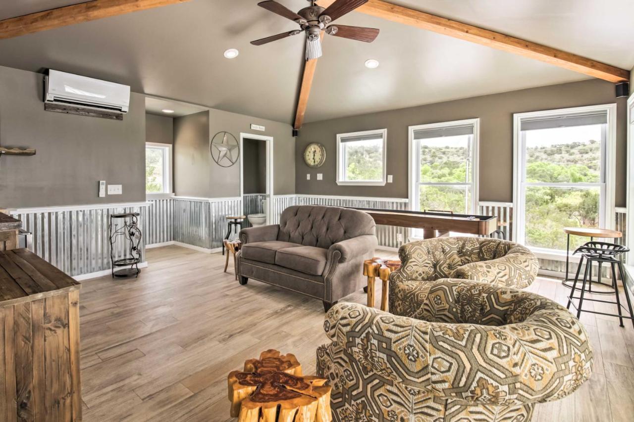 Вилла Ladera Wimberley Estate On 13 Acres With Hot Tub Экстерьер фото