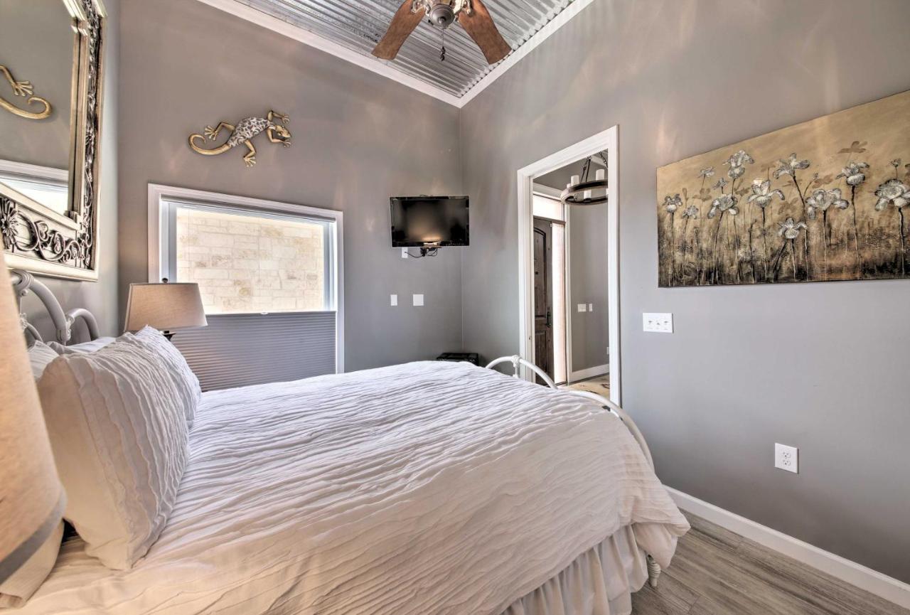 Вилла Ladera Wimberley Estate On 13 Acres With Hot Tub Экстерьер фото